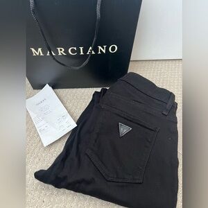 BRAND NEW GUESS JEANS